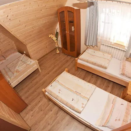 Tatrzanska Pod Brzyzkiem 홈스테이