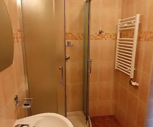 Tatrzanska Pod Brzyzkiem منزل للإقامة *