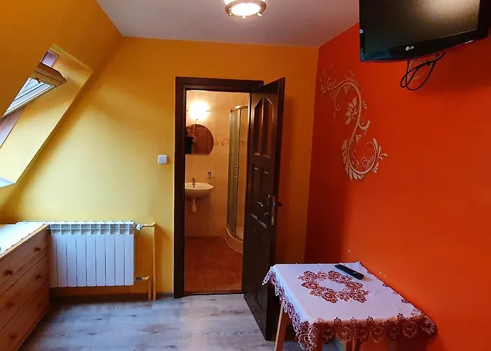 Tatrzanska Pod Brzyzkiem منزل للإقامة *